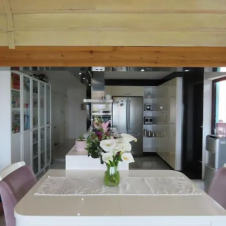 Derin Ev-sevgi Yolunda Denize Sifir Full Manzarali Apartment *